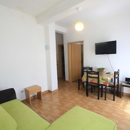 Apartments Olga เวียร์ปาซาร์ ภายนอก รูปภาพ