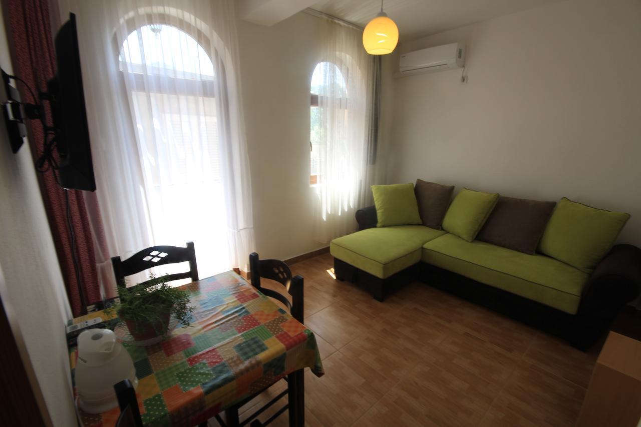 Apartments Olga เวียร์ปาซาร์ ภายนอก รูปภาพ